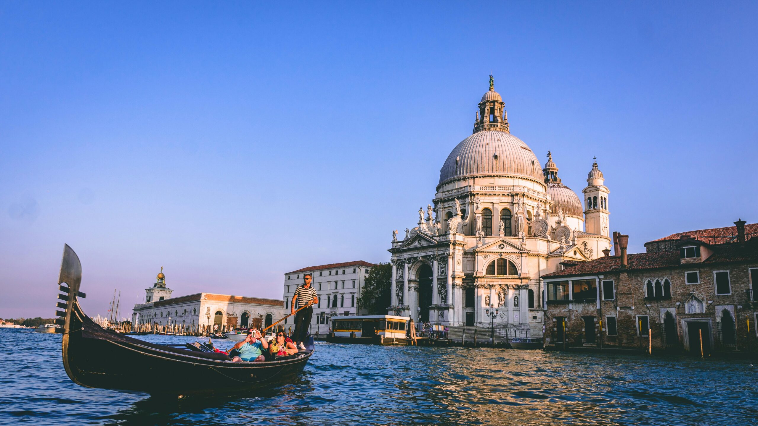 United Airlines Upgrade Economy to Business – Washington DC to Venice