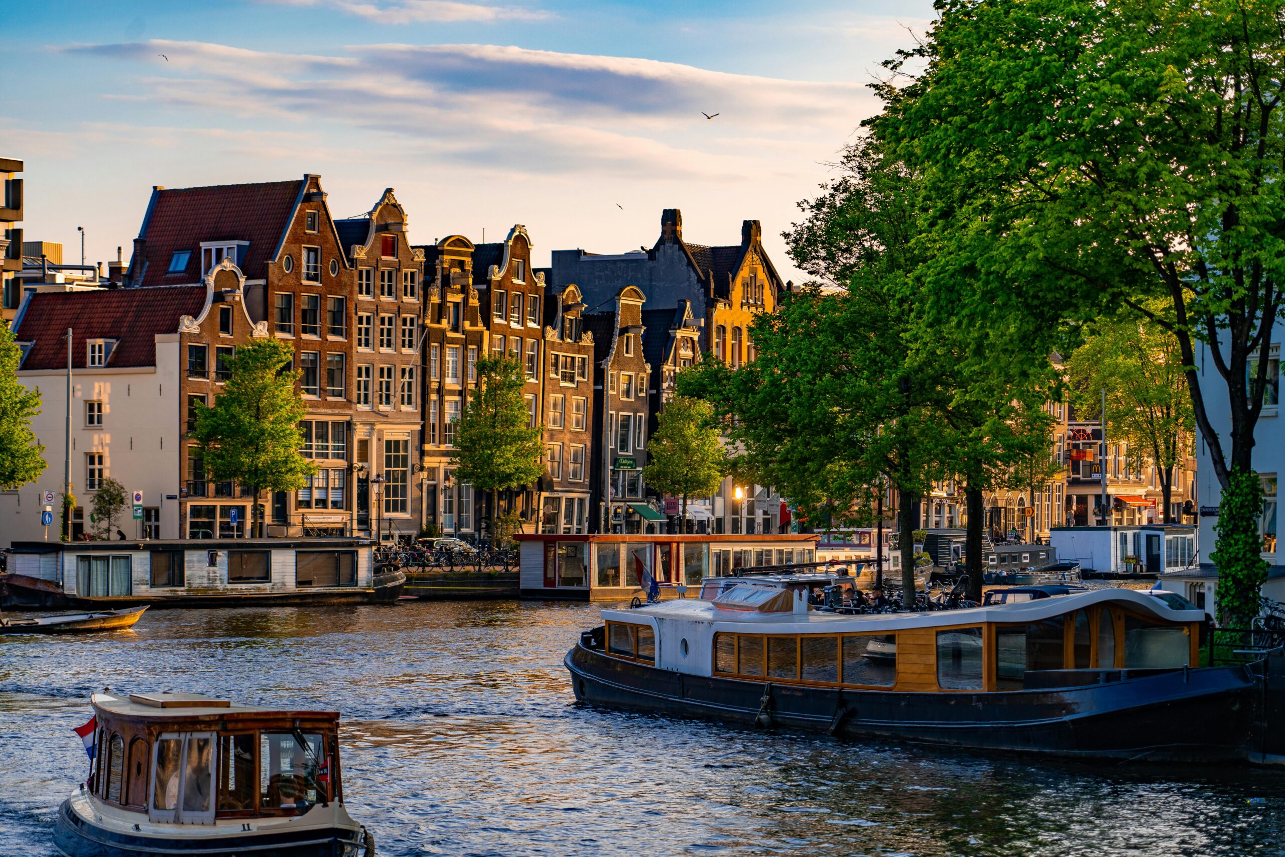 United Airlines Upgrade Economy to Business – Washington DC to Amsterdam